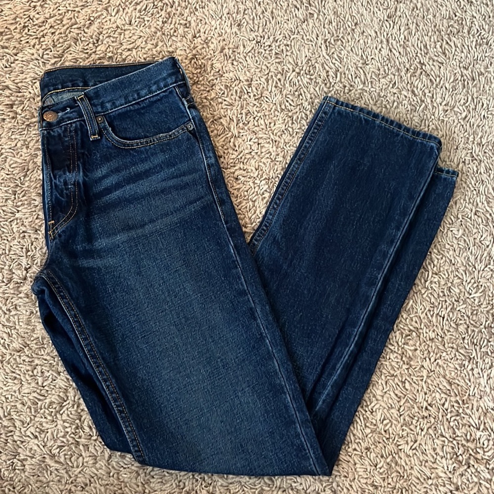 HOLLISTER men’s dark-wash jeans